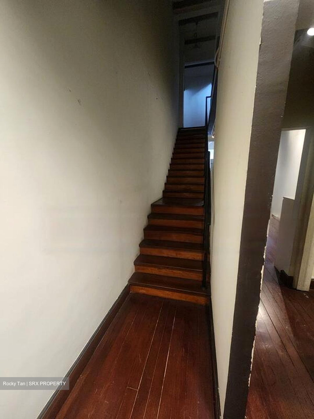 Crawford Court (D7), Retail #453516371